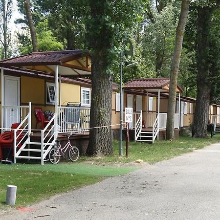 Camping Fuentes Blancas Burgo Cameră foto